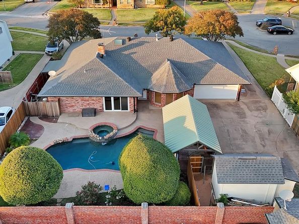 2804  Wood Wind Drive , Pantego Texas 76013