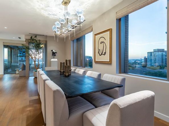 2300  WOLF Street  7D, Dallas Texas 75201