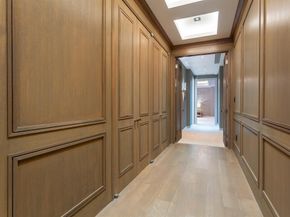 2300  WOLF Street  7D, Dallas Texas 75201