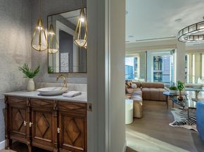 2300  WOLF Street  7D, Dallas Texas 75201