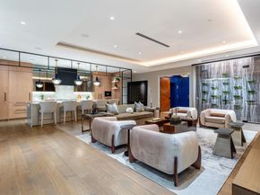 2300  WOLF Street  7D, Dallas Texas 75201