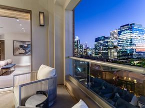 2300  WOLF Street  7D, Dallas Texas 75201