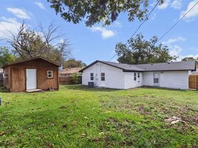 1231  Ravina  , Garland Texas 75041