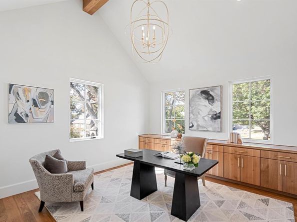 6903  La Vista Drive , Dallas Texas 75214