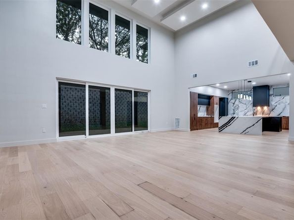 6301  Tiffany Oaks Lane , Arlington Texas 76016