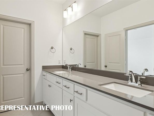 3735  Pierce Lane , Grand Prairie Texas 75052