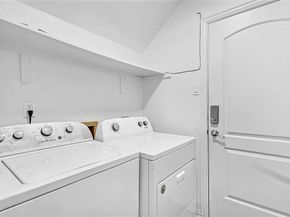 1332  Azalia Bend , Lewisville Texas 75067