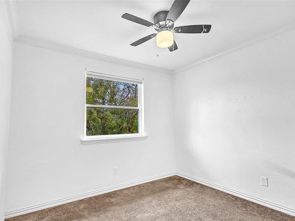 1332  Azalia Bend , Lewisville Texas 75067