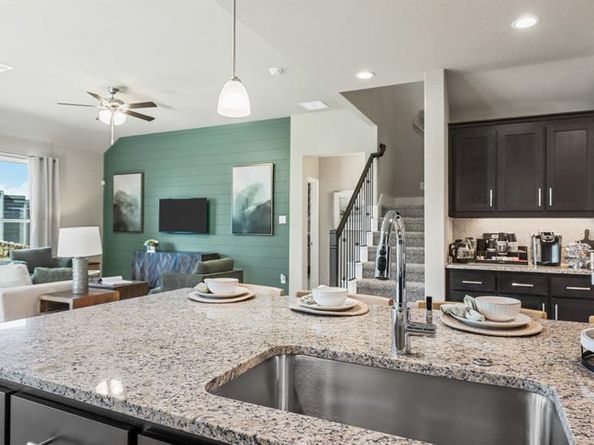 11309  TREEHOUSE Trail , Justin Texas 76247