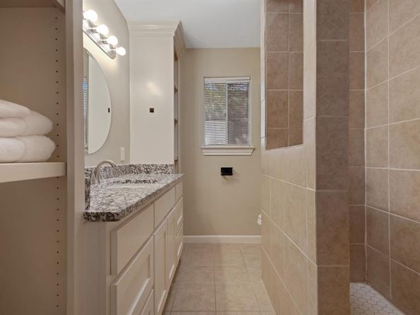 2821 N Bell Avenue , Denton Texas 76209