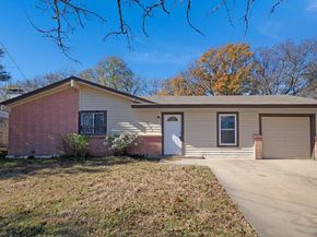 2821 N Bell Avenue , Denton Texas 76209