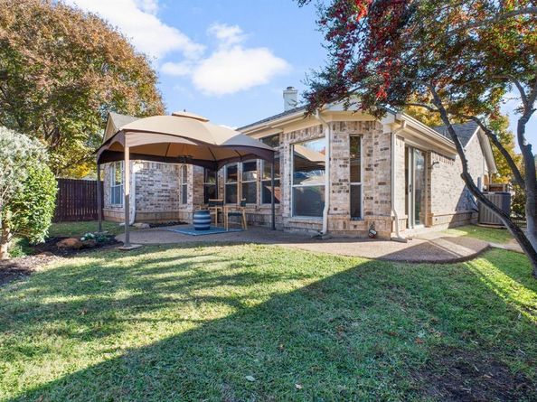 2305  Folkstone Way , Bedford Texas 76021