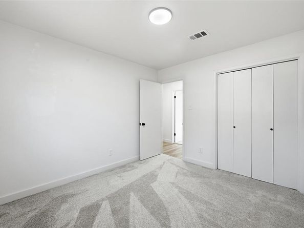 7024  Crabtree Lane , North Richland Hills Texas 76182