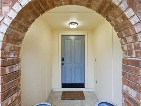 1534  Autumn Breeze Lane , Lewisville Texas 75077