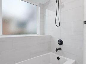 1534  Autumn Breeze Lane , Lewisville Texas 75077