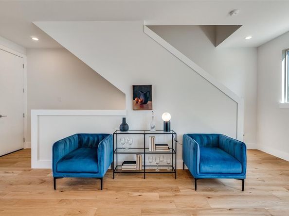 3940  Spring Valley Road  3, Farmers Branch Texas 75001