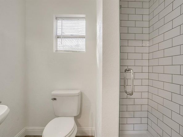 5809  Houghton Avenue , Fort Worth Texas 76107