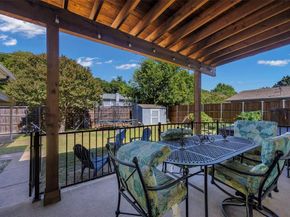 9835  Estate Lane , Dallas Texas 75238