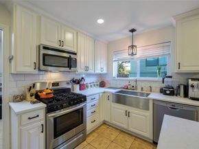 9835  Estate Lane , Dallas Texas 75238