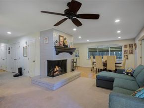 9835  Estate Lane , Dallas Texas 75238