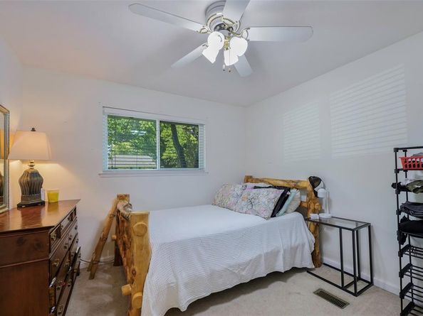 9835  Estate Lane , Dallas Texas 75238