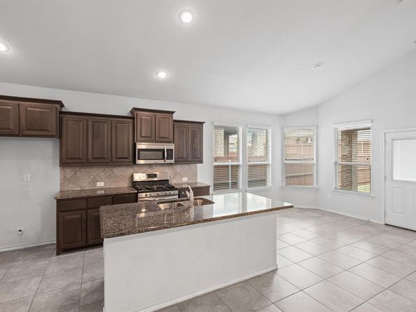 15816  Oak Pointe Drive , Fort Worth Texas 76177