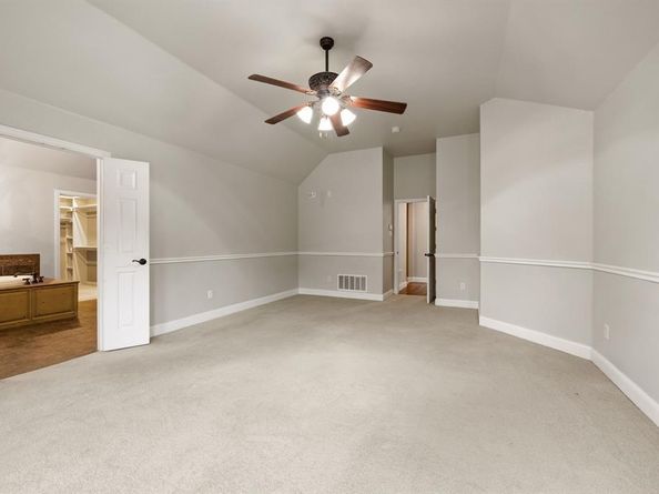 1808  Lakes Edge Boulevard , Mansfield Texas 76063