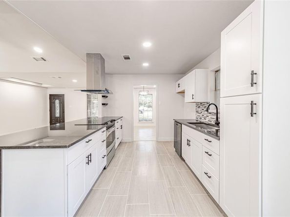 4006  Cedar Creek  , Garland Texas 75043