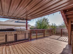1502  Shadow Brook Trail , Garland Texas 75043