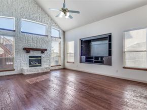 1502  Shadow Brook Trail , Garland Texas 75043