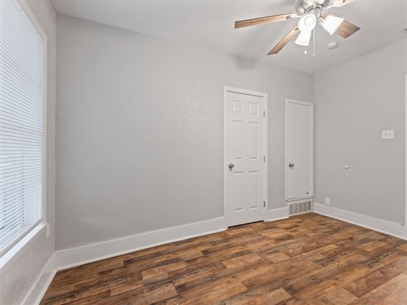 2610  Columbus Avenue , Fort Worth Texas 76164