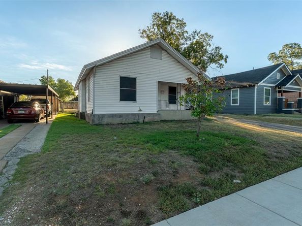 2610  Columbus Avenue , Fort Worth Texas 76164