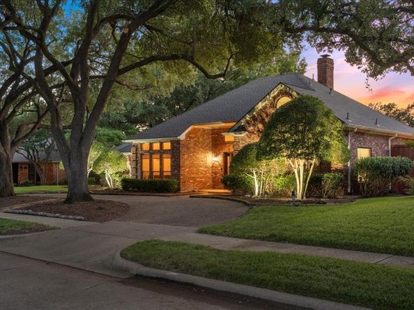 1305  Thistledown Drive , Plano Texas 75093