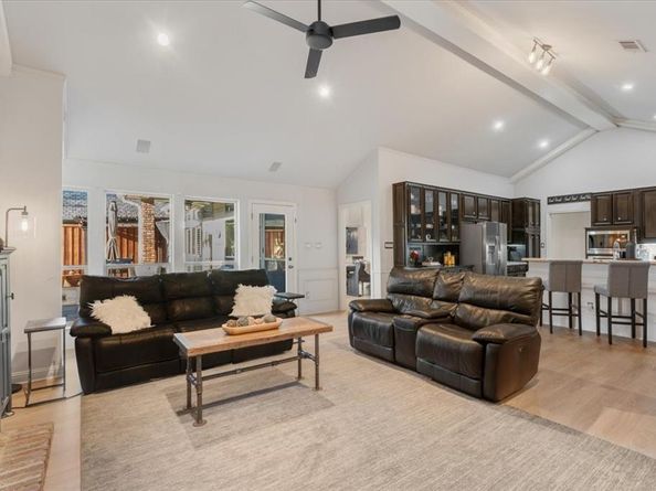 1305  Thistledown Drive , Plano Texas 75093