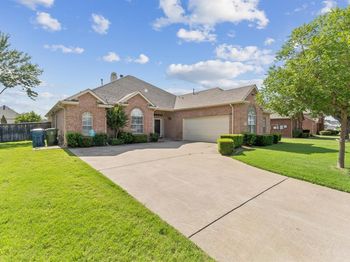 1808  Hill Ridge Drive 