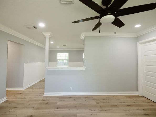 524  Ridgecrest Drive , Lewisville Texas 75067