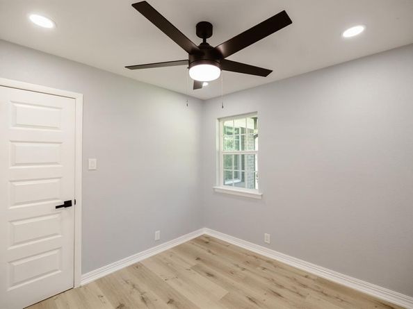 524  Ridgecrest Drive , Lewisville Texas 75067