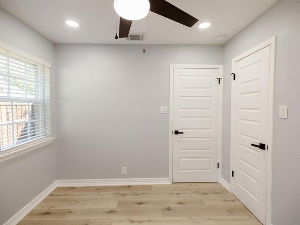 524  Ridgecrest Drive , Lewisville Texas 75067