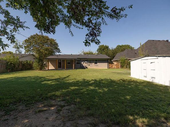 524  Ridgecrest Drive , Lewisville Texas 75067