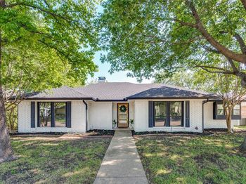 6226  La Cosa Drive 