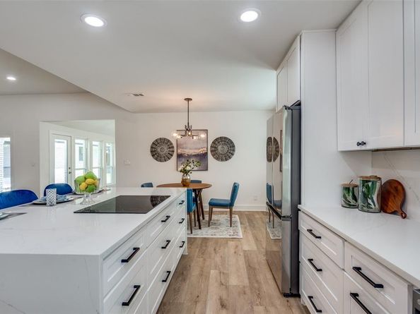 6226  La Cosa Drive , Dallas Texas 75248