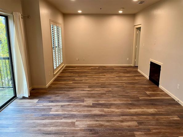 4122  Avondale Avenue  204, Dallas Texas 75219