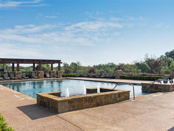 2212  Gatsby Way , Carrollton Texas 75010