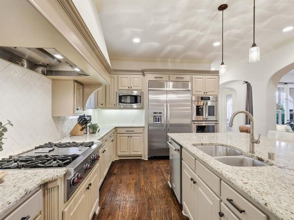 2212  Gatsby Way , Carrollton Texas 75010