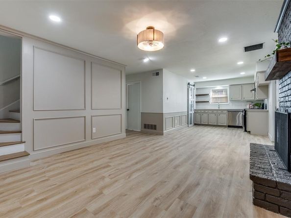 11342  Quail Run Street , Dallas Texas 75238