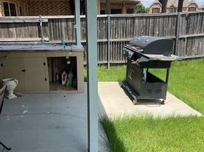 2715  Columbus  , Grand Prairie Texas 75054