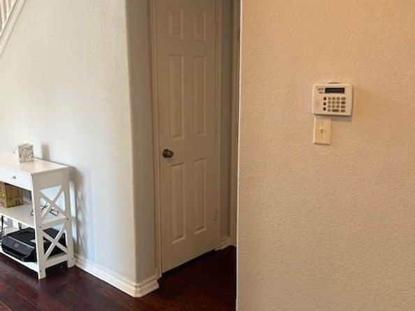 2715  Columbus  , Grand Prairie Texas 75054