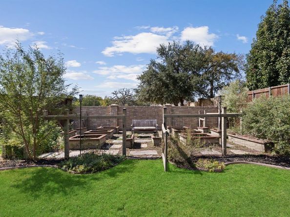 5016  Manchester Road , Highland Village Texas 75077