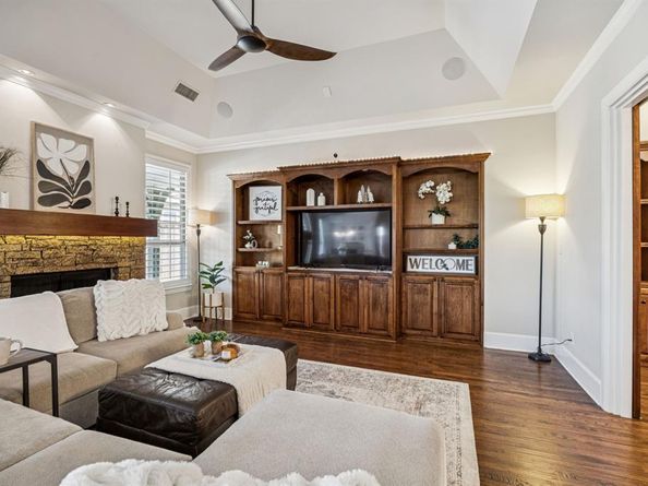 5016  Manchester Road , Highland Village Texas 75077