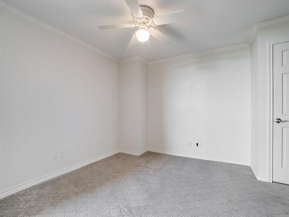 5909  Luther Lane  1106, Dallas Texas 75225